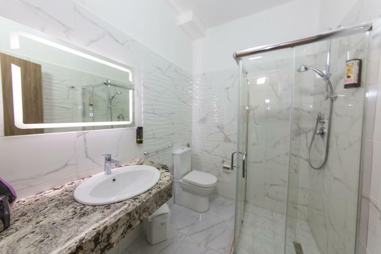 Western Star Hotel Durrës 객실 사진