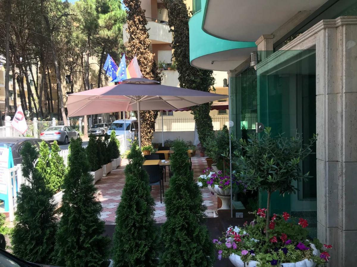 Western Star Hotel Durrës 외부 사진